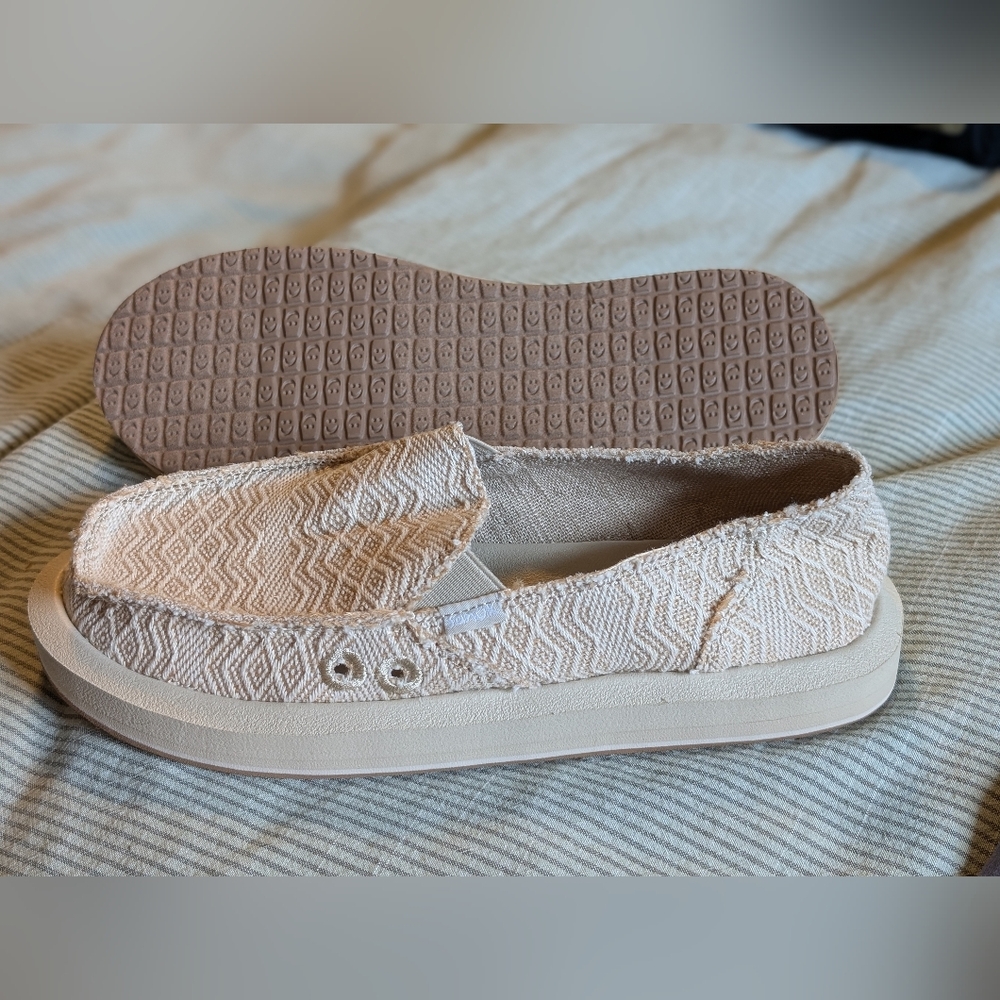 Sanuk Cream Flats with Quilted Texture